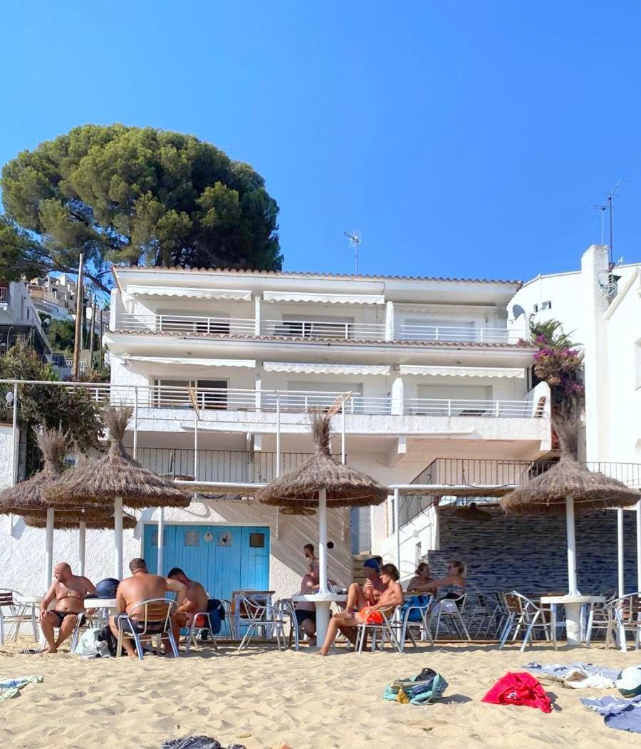 Verones 1b Rosas Exterior foto